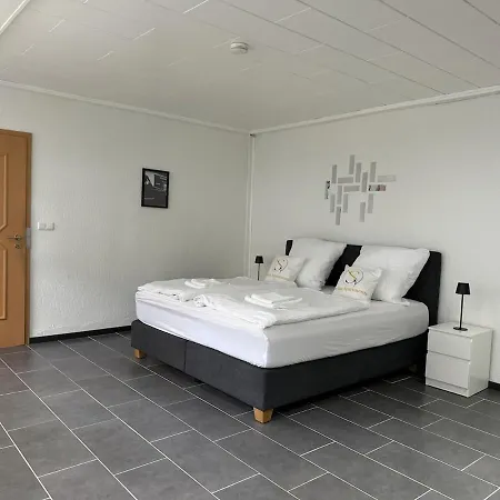 Appartement Entspannung Pur! Privater Kinosaal & Whirlpool