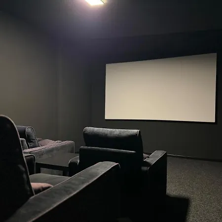 Entspannung Pur! Privater Kinosaal & Whirlpool Apartman *
