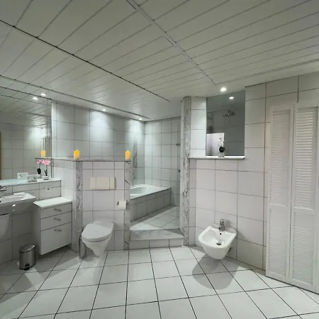 Entspannung Pur! Privater Kinosaal & Whirlpool Apartamento